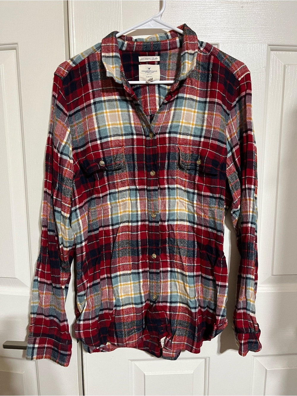 American Eagle Red Plaid Flannel Shirt - Men's
17-02